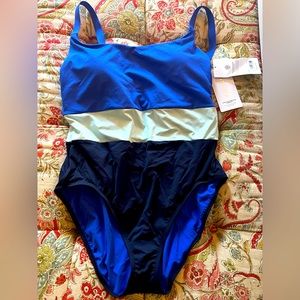 NWT Athleta coastline swimsuit